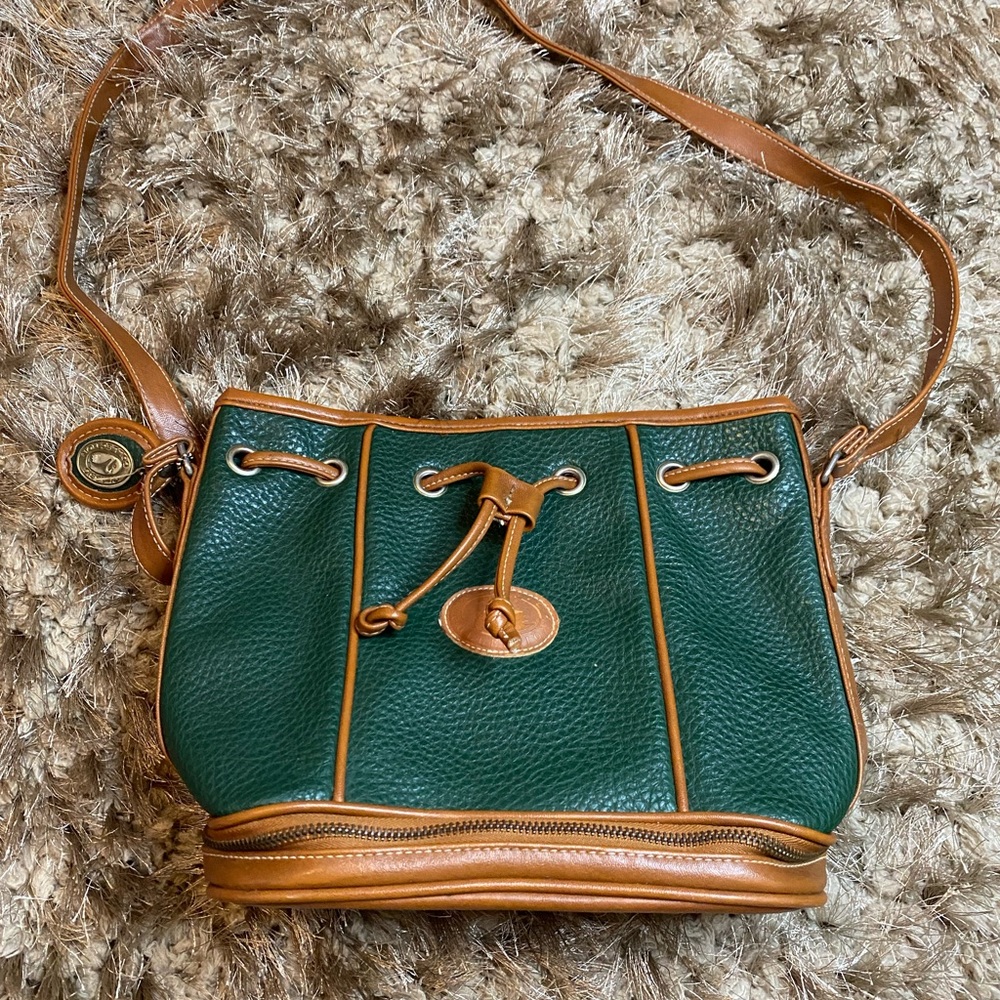 Vintage Dooney and Bourke bucket bag
